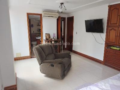 Apartamento en arriendo en Laureles, Medellín · foto 16 de 19