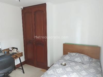 Apartamento en arriendo en Laureles, Medellín · foto 9 de 19