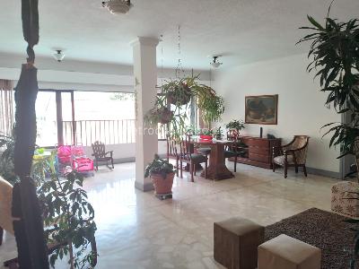 Casa de 4 alcobas en arriendo en Belen, Medellín, 194 m² · foto 3 de 18