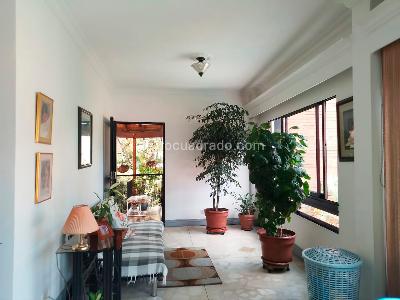 Casa de 4 alcobas en arriendo en Belen, Medellín, 194 m² · foto 4 de 18