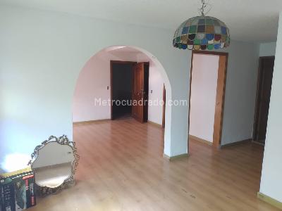 Oficina en Arriendo, LAURELES, Medellín