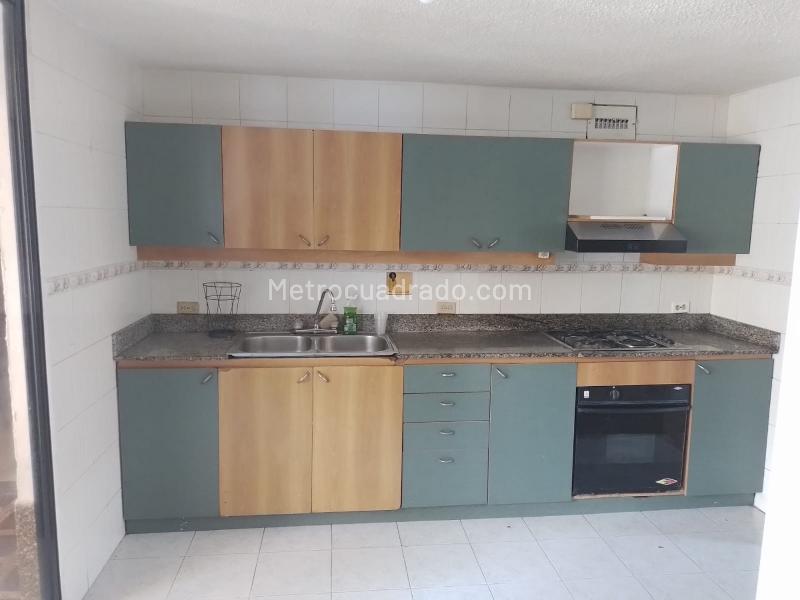 Oficina en Arriendo, LAURELES, Medellín - Más