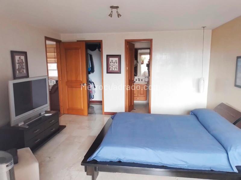 Apartamento Amoblado de 3 Alcobas Cerca de Universidades en Laureles - 9