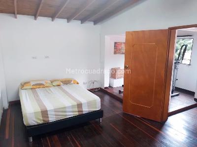 Apartamento de 5 alcobas en venta en Laureles, Medellín, 178 m² · foto 12 de 18
