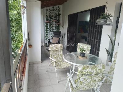 Apartamento de 5 alcobas en venta en Laureles, Medellín, 178 m² · foto 18 de 18