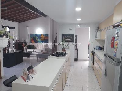 Apartamento de 5 alcobas en venta en Laureles, Medellín, 178 m² · foto 4 de 18