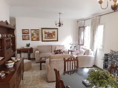 Apartamento de 3 alcobas en venta en Laureles, Medellín, 130 m² · foto 3 de 17