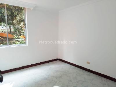 Apartamento en venta en Belen, Medellín · foto 8 de 17