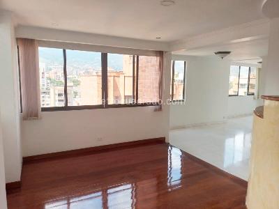 Apartamento de 4 alcobas en venta en Laureles, Medellín, 178 m² · foto 5 de 20