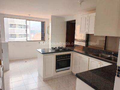 Apartamento de 4 alcobas en venta en Laureles, Medellín, 178 m² · foto 6 de 20