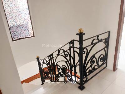 Apartamento de 4 alcobas en venta en Laureles, Medellín, 178 m² · foto 8 de 20