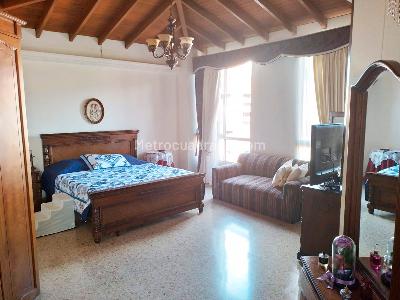 Apartamento de 4 alcobas en venta en Laureles, Medellín, 320 m² · foto 12 de 20