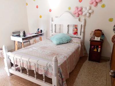 Apartamento de 4 alcobas en venta en Laureles, Medellín, 320 m² · foto 14 de 20