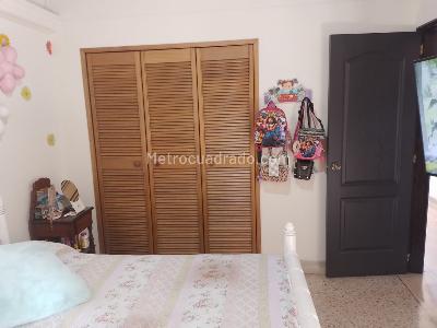 Apartamento de 4 alcobas en venta en Laureles, Medellín, 320 m² · foto 15 de 20