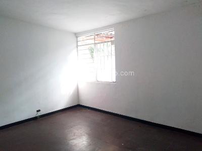 Casa de 3 alcobas en venta en Belen, Medellín, 207 m² · foto 13 de 18