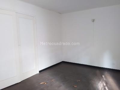 Casa de 3 alcobas en venta en Belen, Medellín, 207 m² · foto 14 de 18