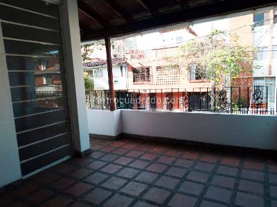 Casa de 3 alcobas en venta en Belen, Medellín, 207 m² · foto 17 de 18
