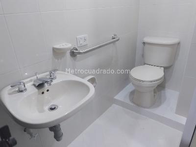 Apartamento de 3 alcobas en venta en Laureles, Medellín, 125 m² · foto 14 de 16