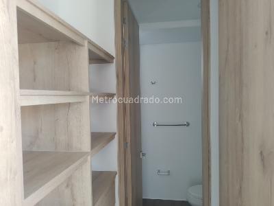 Apartamento de 3 alcobas en venta en Laureles, Medellín, 106 m² · foto 8 de 16