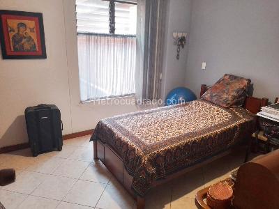 Apartamento en venta en Laureles, Medellín · foto 11 de 16