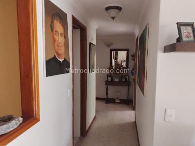 Apartamento en venta en Laureles, Medellín · foto 7 de 16
