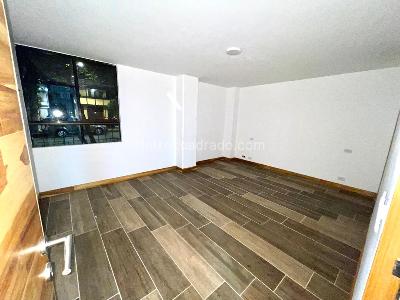 Apartamento de 4 alcobas en venta en Laureles, Medellín, 205 m² · foto 9 de 15