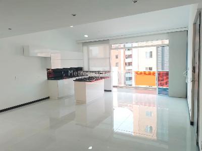 Apartamento de 2 alcobas en venta en Laureles, Medellín, 100 m² · foto 2 de 18
