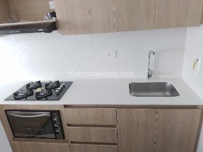 Apartamento en arriendo en Guayabal, Medellín · foto 5 de 18