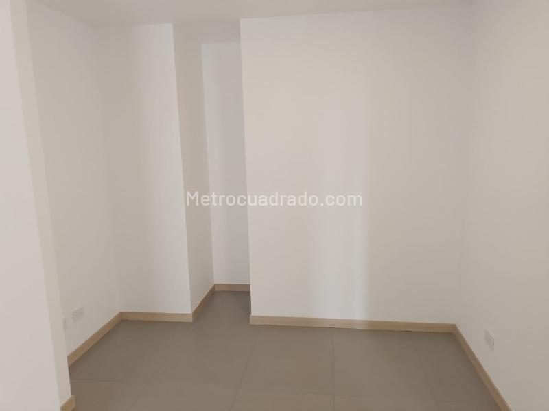 Modern 3BR Apartment in Guayabal - 8