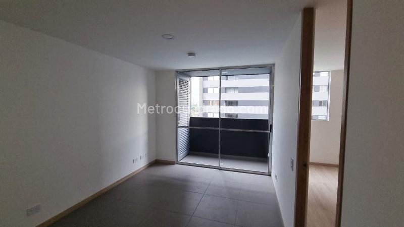 Cozy Studio Apartment in Guayabal - 2