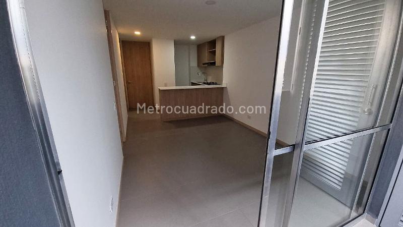 Cozy Studio Apartment in Guayabal - 3