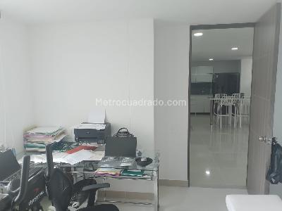 Apartamento en venta en Laureles, Medellín · foto 10 de 18