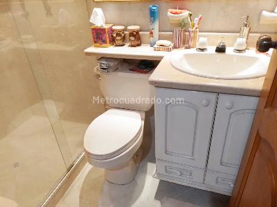 Apartamento de 3 alcobas en arriendo en Laureles, Medellín, 150 m² · foto 16 de 18