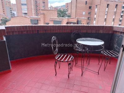 Apartamento de 3 alcobas en arriendo en Laureles, Medellín, 150 m² · foto 17 de 18