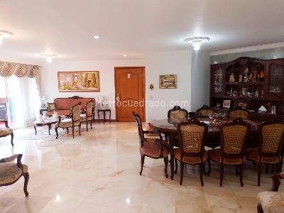 Apartamento de 3 alcobas en arriendo en Laureles, Medellín, 150 m² · foto 4 de 18