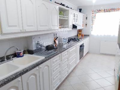 Apartamento de 3 alcobas en arriendo en Laureles, Medellín, 150 m² · foto 5 de 18