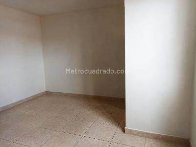 Apartamento en venta en Belen, Medellín · foto 7 de 18