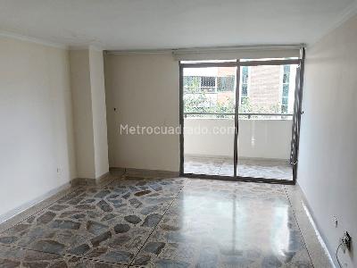Apartamento en venta en Laureles, Medellín · foto 13 de 20