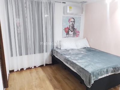 Apartamento de 3 alcobas en arriendo en Laureles, Medellín, 110 m² · foto 13 de 18