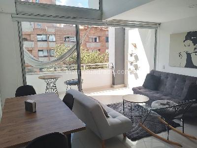Apartamento de 3 alcobas en arriendo en Laureles, Medellín, 110 m² · foto 2 de 18