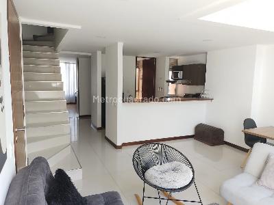 Apartamento de 3 alcobas en arriendo en Laureles, Medellín, 110 m² · foto 3 de 18
