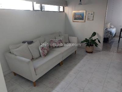 Apartamento de 4 alcobas en arriendo en Laureles, Medellín, 170 m² · foto 7 de 16