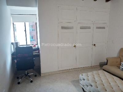 Apartamento de 4 alcobas en arriendo en Laureles, Medellín, 170 m² · foto 8 de 16