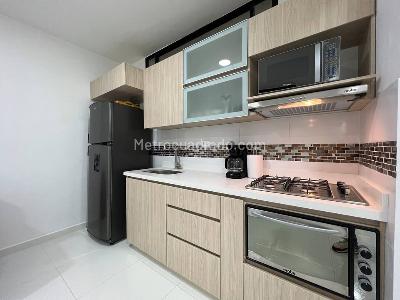 Apartamento de 3 alcobas en arriendo en Laureles, Medellín, 55 m² · foto 3 de 9