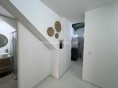 Apartamento de 3 alcobas en arriendo en Laureles, Medellín, 55 m² · foto 5 de 9