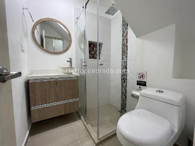Apartamento de 3 alcobas en arriendo en Laureles, Medellín, 55 m² · foto 9 de 9