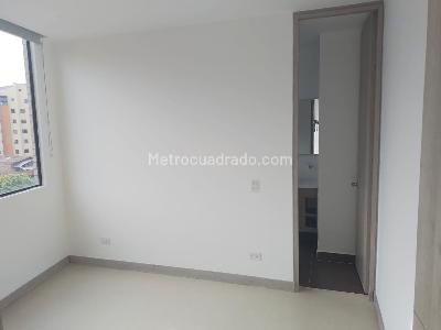 Apartamento de 2 alcobas en venta en Laureles, Medellín, 95 m² · foto 11 de 16
