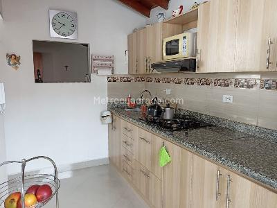 Apartamento en venta en Belen, Medellín · foto 3 de 13
