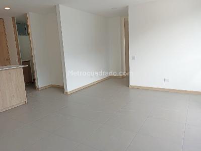 Apartamento en arriendo en Guayabal, Medellín · foto 5 de 15