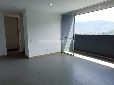 Apartamento en arriendo en Guayabal, Medellín · foto 2 de 15